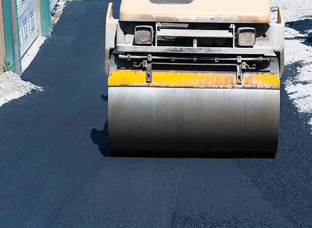 Best Recycled Asphalt Driveway Installation  in Centralia, WA